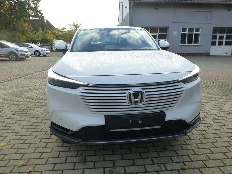 Platinum weiß Gebraucht 2022 Honda HR-V Elegance SUV | 23.390 € (Fairer Preis) - Bild 1/4