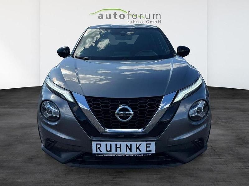 Second-hand Nissan Juke N-Connecta 117 CP (86 kW) 2020 Gri SUV