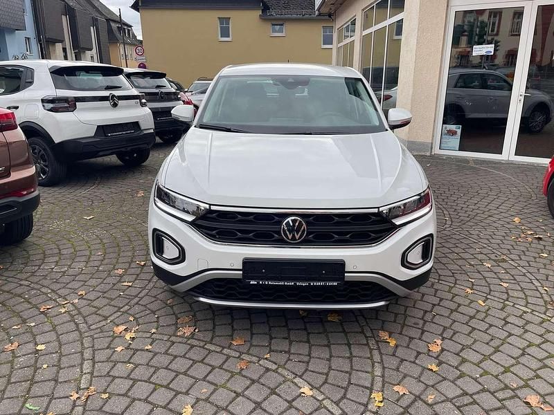 Neu VW T-Roc 116 PS (85 kW) 2025 Pure white SUV