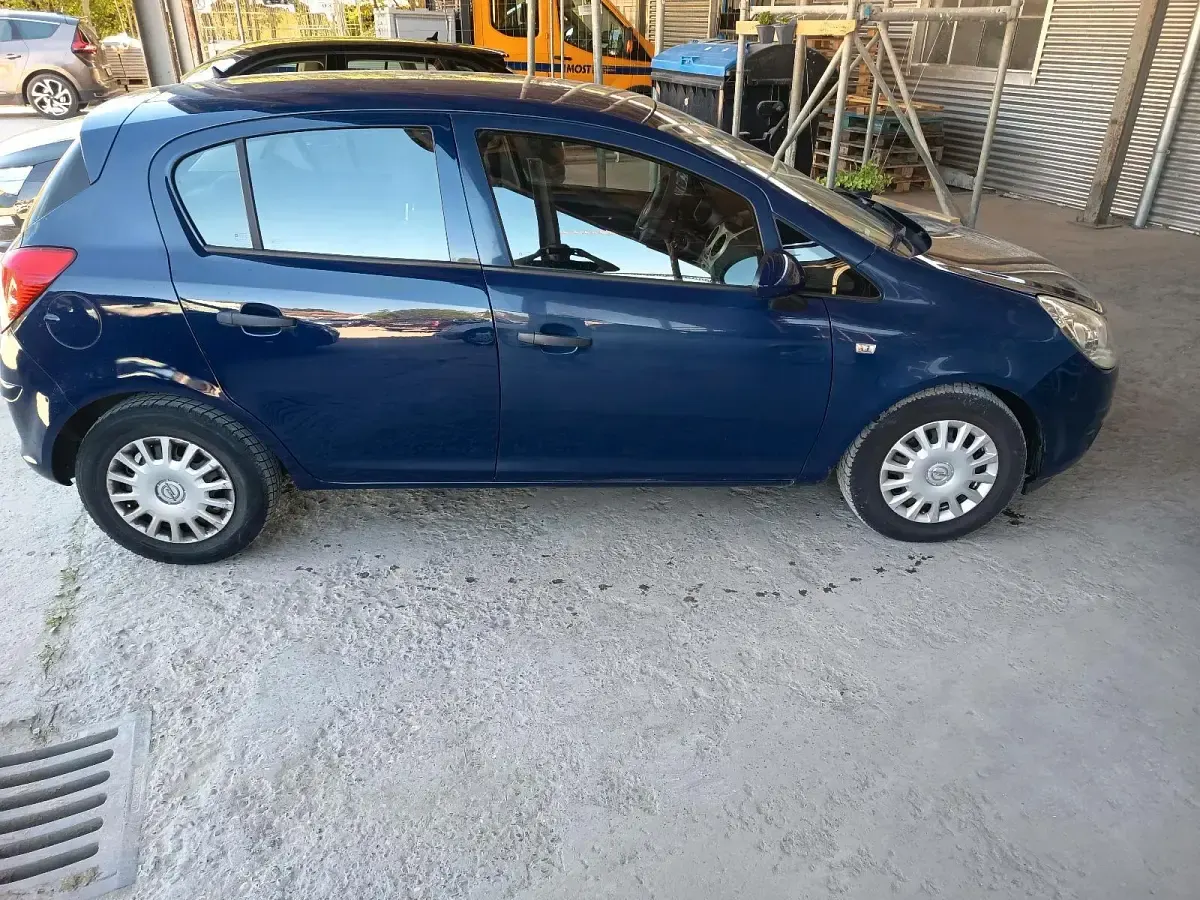 Gebraucht Opel Corsa 60 PS (44 kW) 2009 Blau Kleinwagen