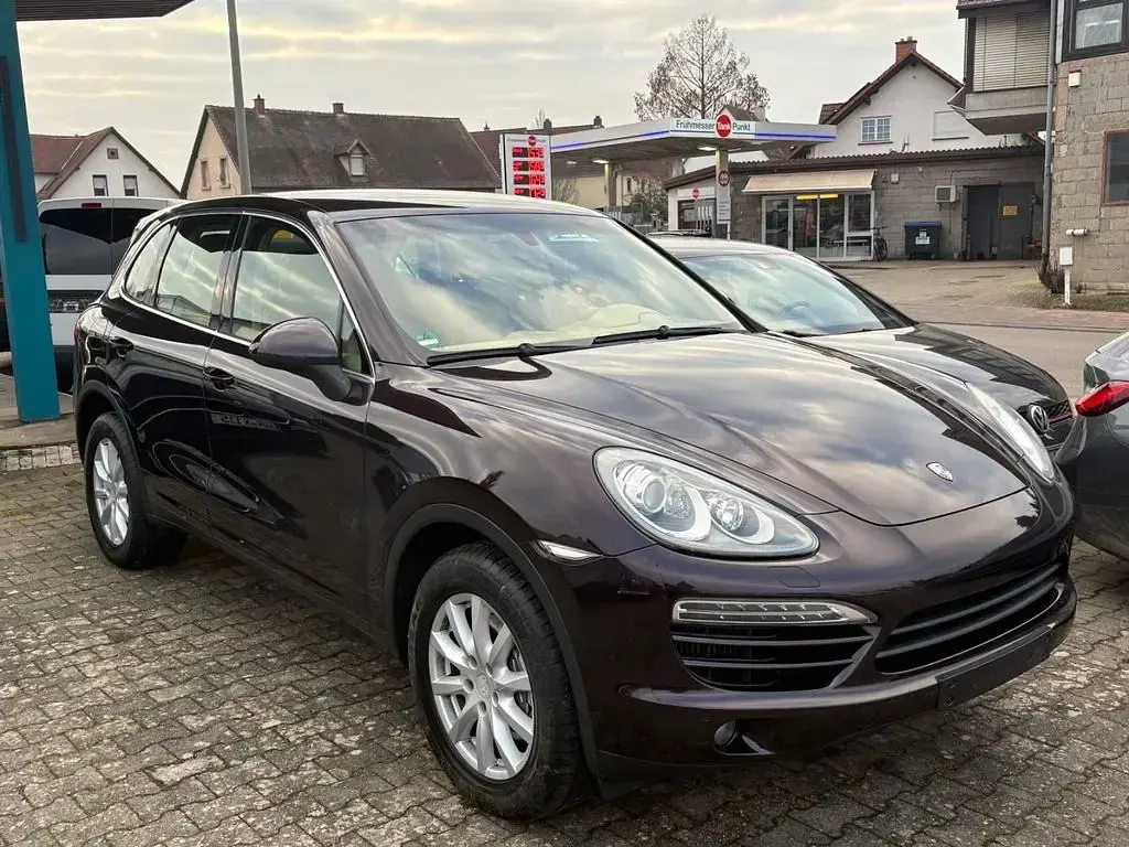 Gebraucht Porsche Cayenne Diesel 241 PS (177 kW) 2010 Violett SUV