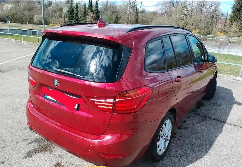 Gebraucht BMW 216 Gran Tourer 116 PS (85 kW) 2018 Rot Van / Kleinbus
