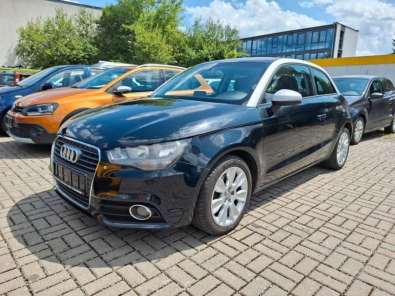 Schwarz Gebraucht 2011 Audi A1 Ambition Kleinwagen | 3.989 € (Fairer Preis) - Bild 1/4