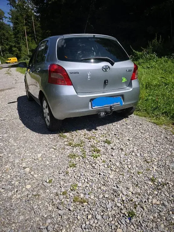 Gebraucht Toyota Yaris Executive 87 PS (63 kW) 2007 Silber Kleinwagen