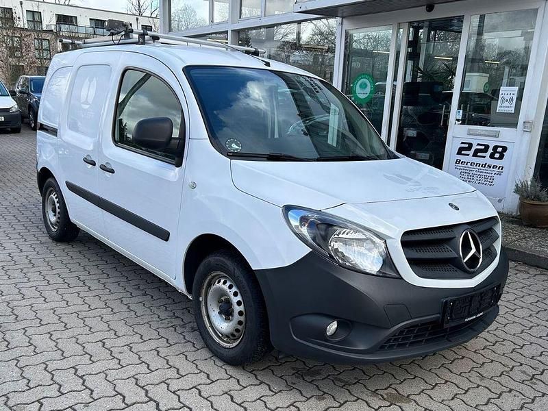 Gebraucht Mercedes Citan 109 95 PS (69 kW) 2020 Weiß Van / Kleinbus