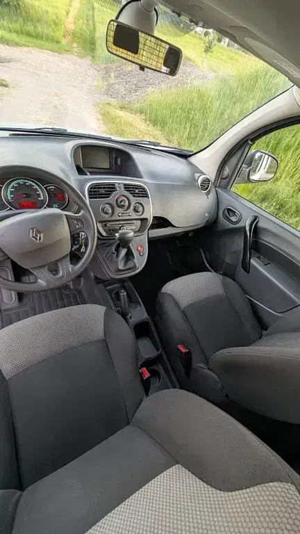 Gebraucht Renault Kangoo 44 kW (60 PS) 2018 Silber Van / Kleinbus
