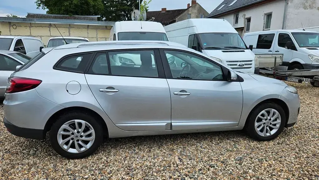 Gebraucht Renault Mégane Initiale Paris 110 PS (80 kW) 2013 Grau Limousine