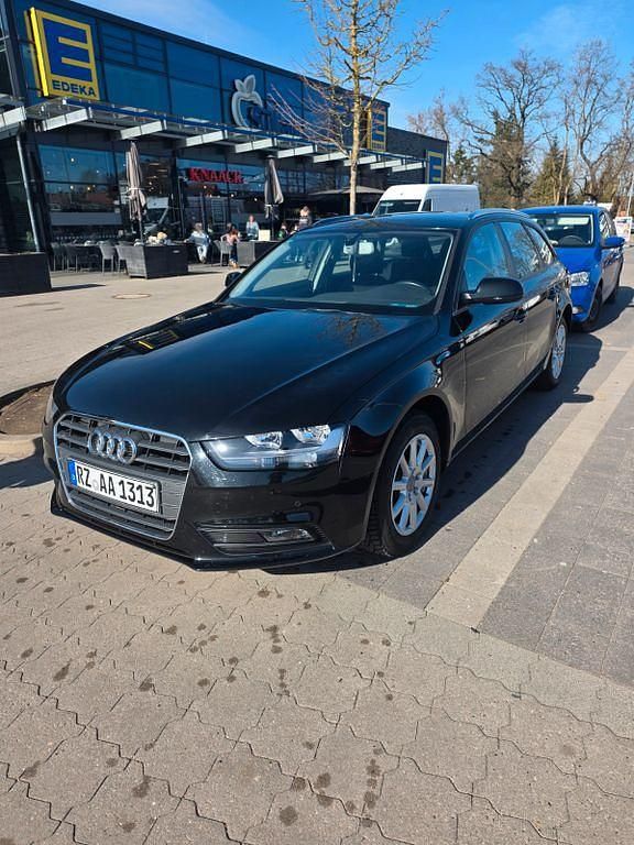 Gebraucht Audi A4 Ambiente 150 PS (110 kW) 2014 Schwarz Limousine