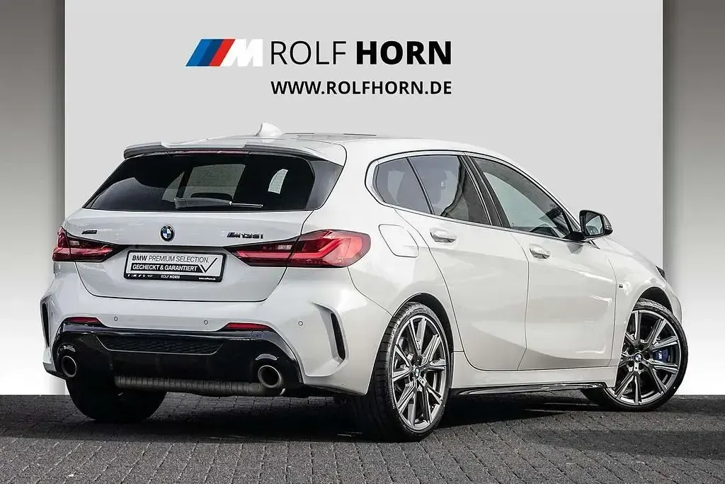 Gebraucht BMW M135 Sport Line 306 PS (225 kW) 2022 Alpinweiß uni Kleinwagen