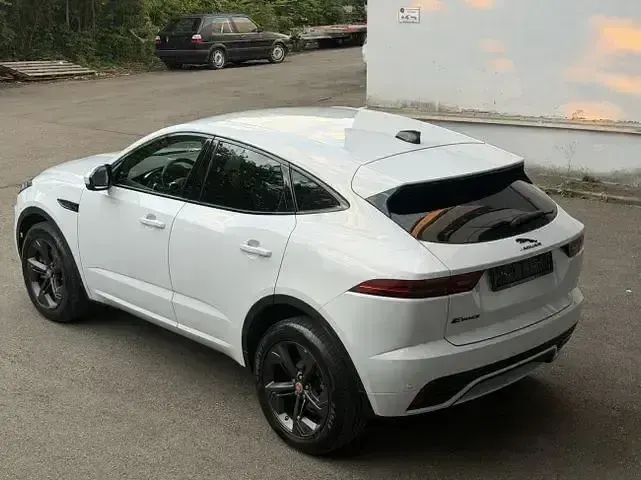 Gebraucht Jaguar E-Pace R-Dynamic 163 PS (119 kW) 2021 Weiß SUV