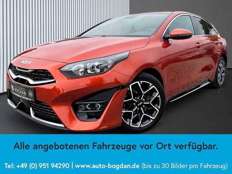 Gebraucht Kia ProCeed GT-Line 160 PS (117 kW) 2022 Orange fusion (metallic) Kleinwagen