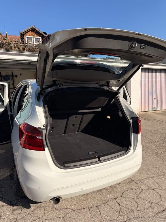 Gebraucht BMW 218 Active Tourer Performance 150 PS (110 kW) 2016 Weiß Van / Kleinbus