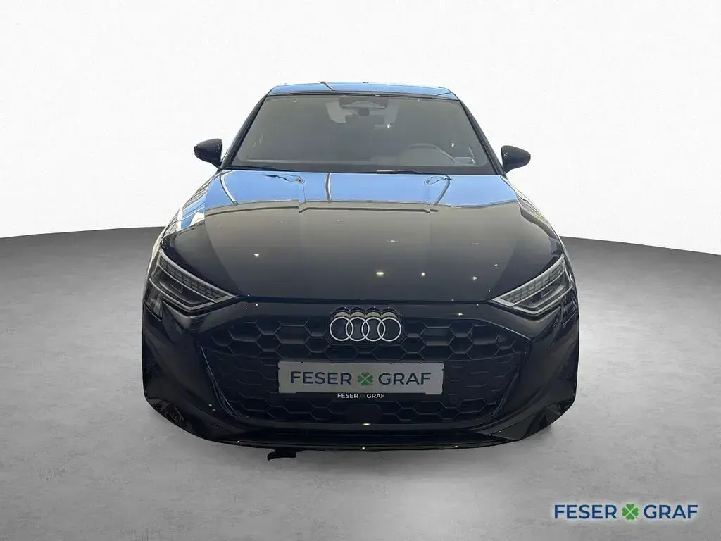 Nowe Audi A3 Ambiente 116 KM (85 kW) 2026 Czarny Sedan/Limuzyna