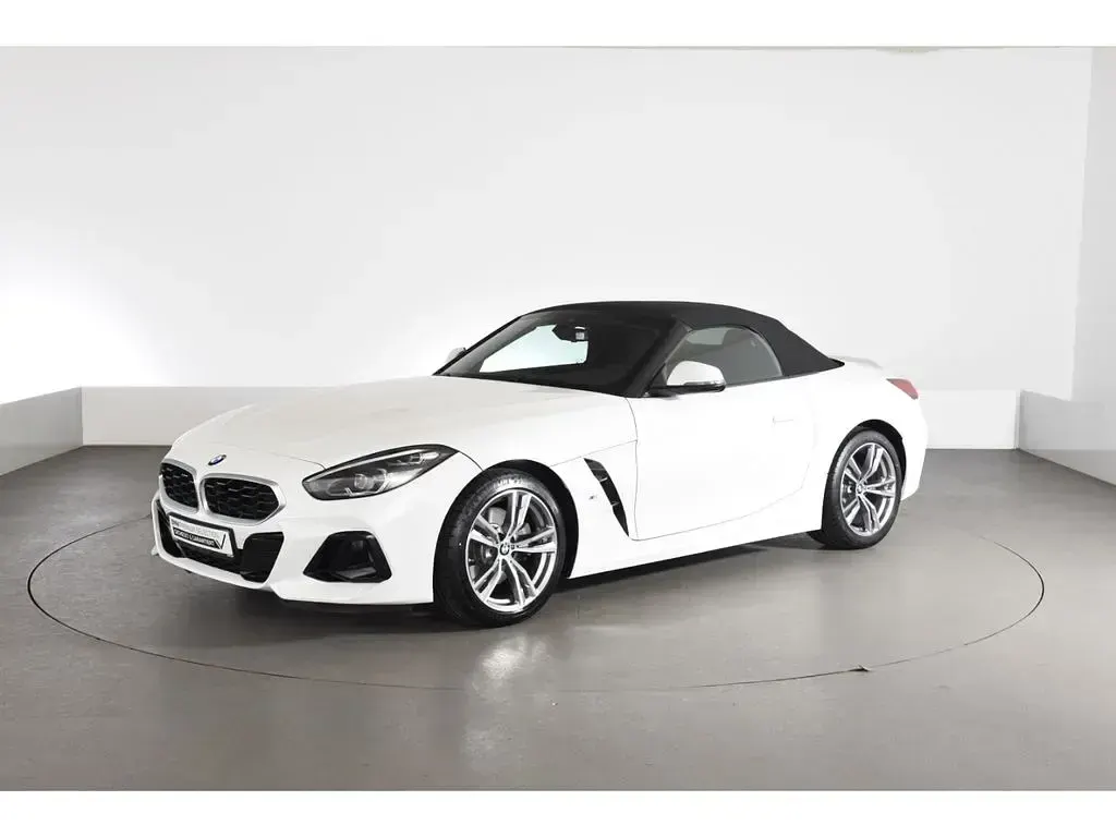 Gebraucht BMW Z4 Sport Line 197 PS (144 kW) 2025 Weiss Cabrio