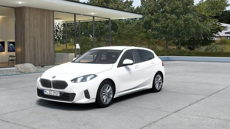 Alpinweiss uni Neu 2026 BMW 120 Kleinwagen | 32.719 € (Superpreis) - Bild 1/4