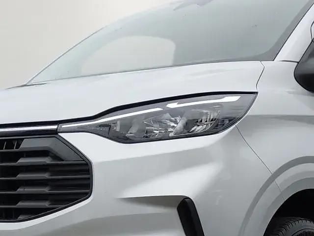Gebraucht Ford Transit Custom Trend 170 PS (125 kW) 2025 Polarsilber metallic Kombi