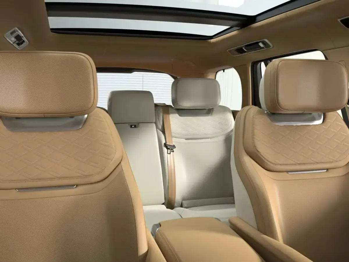 Neu Land Rover Range Rover 615 PS (452 kW) 2026 Weiß SUV