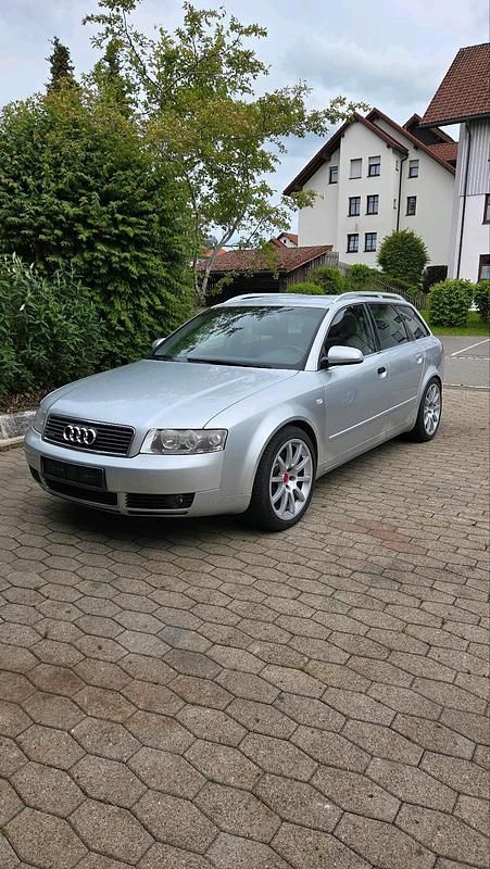 Gebraucht 2005 Audi A4 Kombi | 1.799 € - Bild 1/4