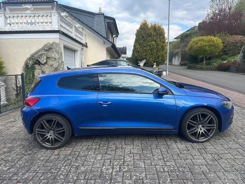 Usata VW Scirocco 160 CV (117 kW) 2009 Blu Coupé