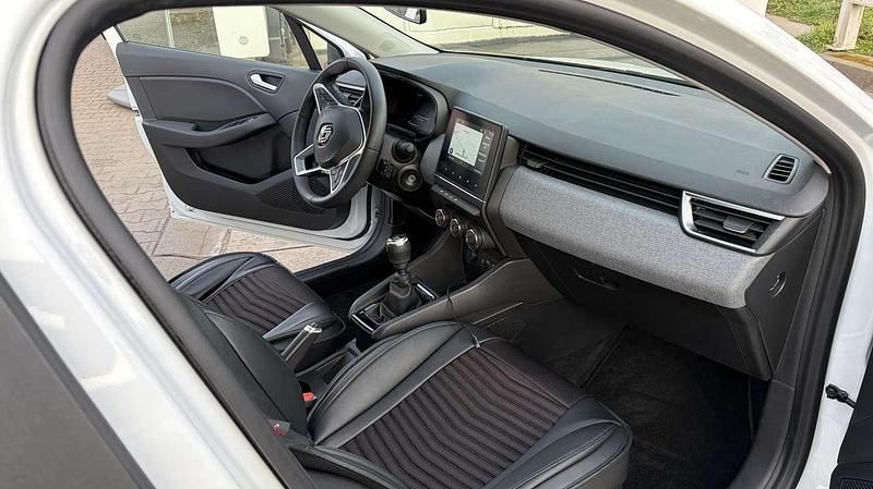 Gebraucht Renault Clio V Evolution 101 PS (74 kW) 2024 Limousine