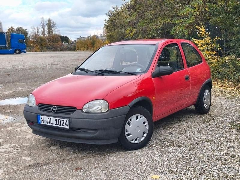 Rot Gebraucht 1999 Opel Corsa Limousine | 1.999 € (Teuer) - Bild 1/4