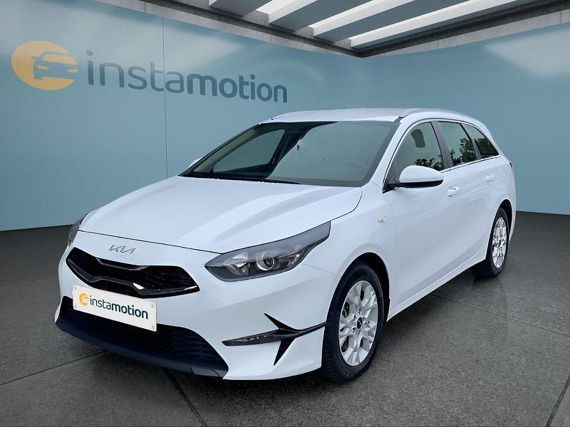 Weiß Gebraucht 2025 Kia Ceed Sportswagon Kombi | 22.499 € (Guter Preis) - Bild 1/4
