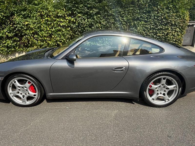 Grau Gebraucht 2009 Porsche 911 Carrera 4 Coupé | 57.000 € (Guter Preis) - Bild 1/4