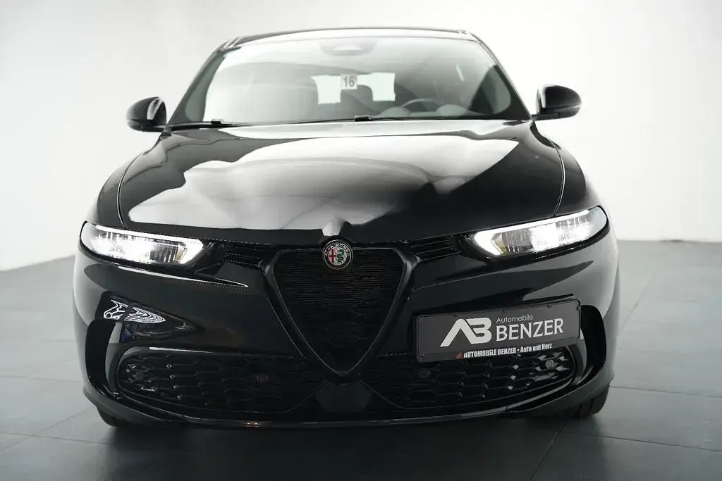 Gebraucht Alfa Romeo Tonale Sprint 131 PS (96 kW) 2023 Schwarz SUV