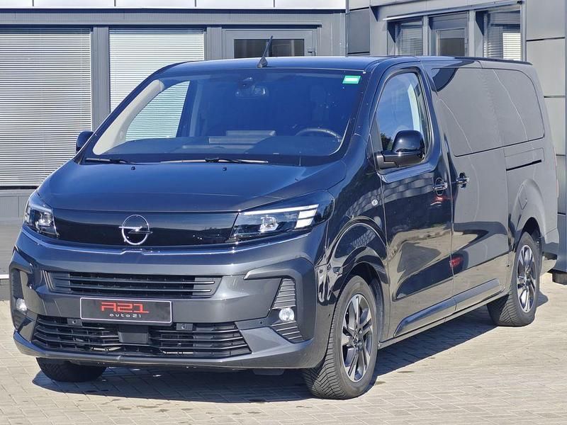 Grau Gebraucht 2024 Opel Zafira Life Edition Van | 33.590 € (Superpreis) - Bild 1/4