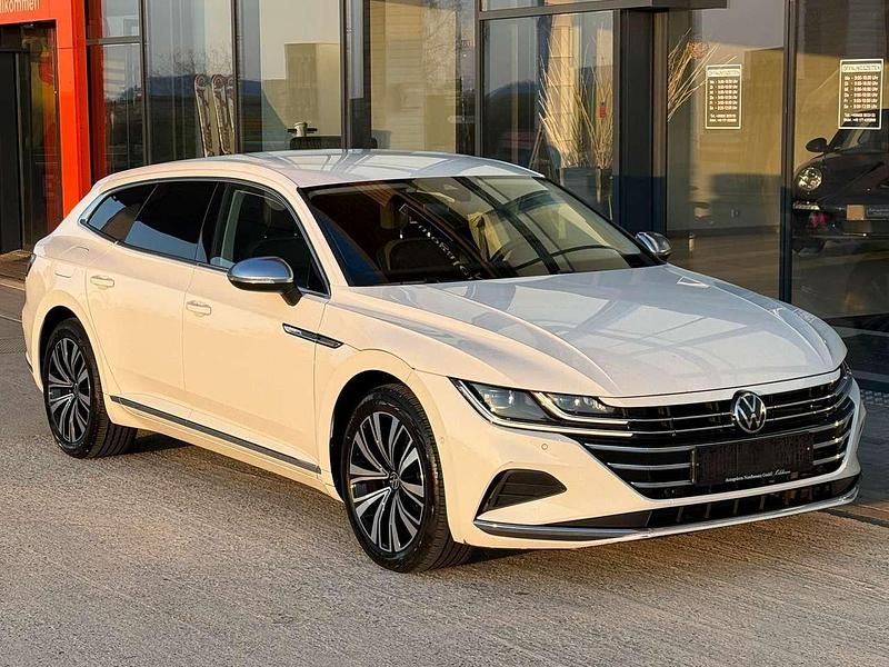 Gebraucht VW Arteon Elegance 156 PS (114 kW) 2021 Pure white Kombi