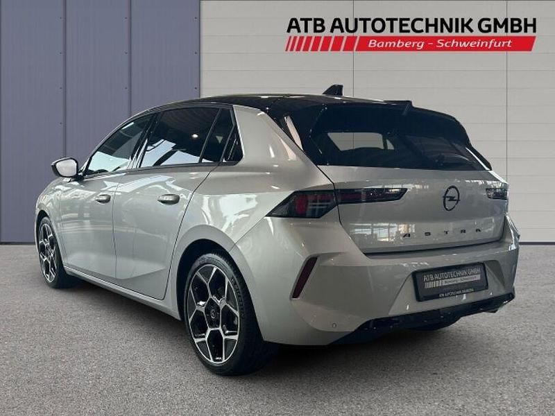 Gebraucht Opel Astra Ultimate 131 PS (96 kW) 2024 Silber Limousine