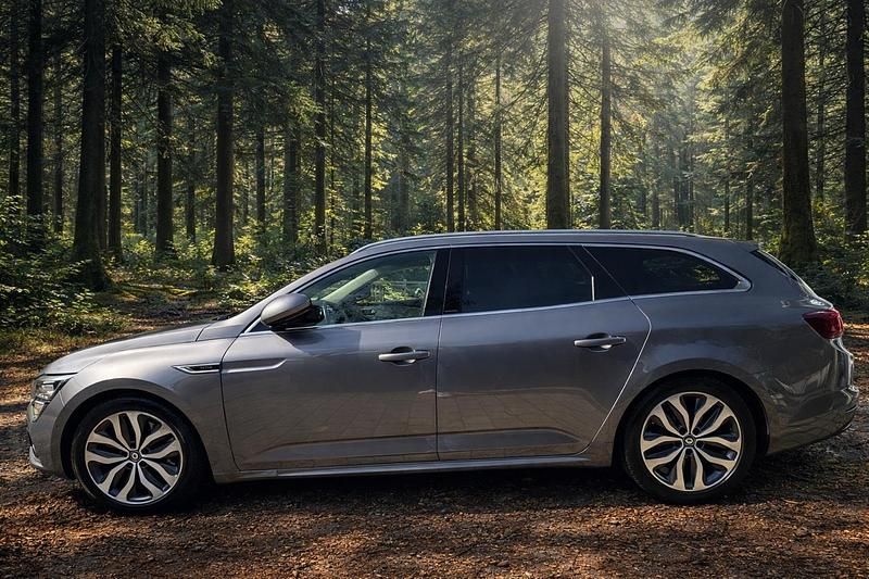 Gebraucht Renault Talisman Initiale Paris 200 PS (147 kW) 2016 Grau Kombi