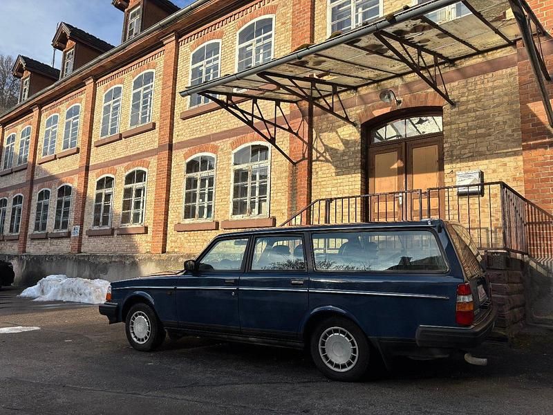 Gebraucht Volvo 240 85 PS (62 kW) 1990 Blau Kombi