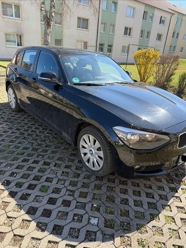 Gebraucht BMW 116 136 PS (100 kW) 2013 Schwarz Kleinwagen