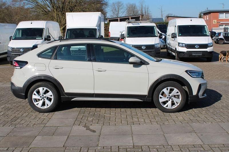Usata VW Taigo Life 95 CV (69 kW) 2023 Grigio SUV