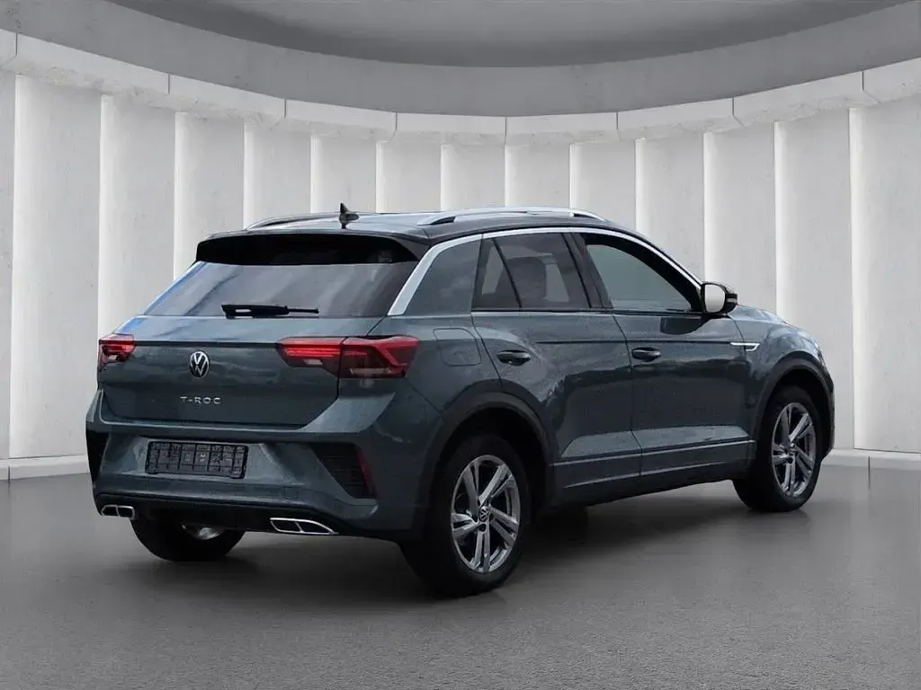 Gebraucht VW T-Roc R-line 150 PS (110 kW) 2025 Petroleum blue metallic (metallic) SUV
