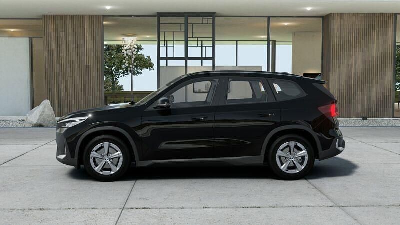 Neu BMW X1 136 PS (100 kW) 2026 Schwarz SUV