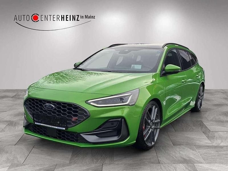 Gebraucht Ford Focus ST 280 PS (205 kW) 2023 Mean green Kombi