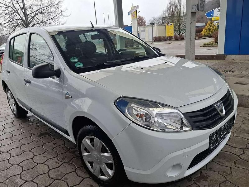 Gebraucht Dacia Sandero 75 PS (55 kW) 2012 Other Limousine