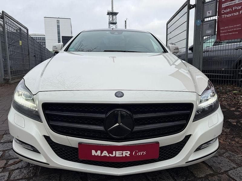 Gebraucht Mercedes CLS350 306 PS (225 kW) 2014 Weiß Limousine
