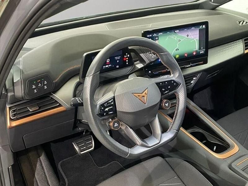 Gebraucht Cupra Born e-Boost 169 kW (231 PS) 2023 Vaporgrau Kleinwagen