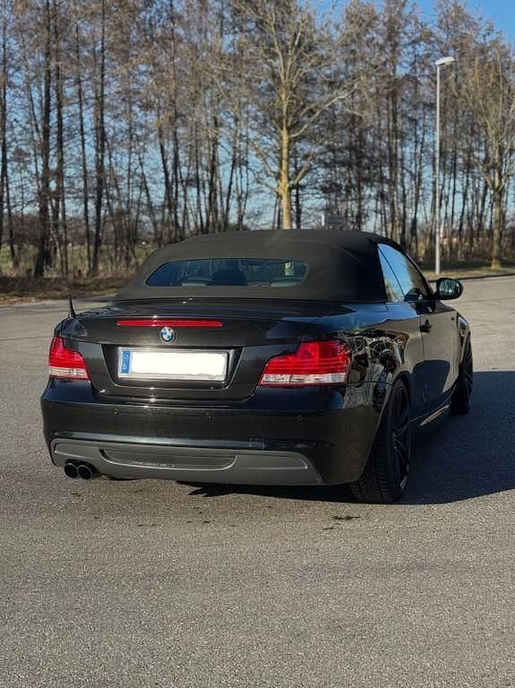 Gebraucht BMW 135 Cabriolet Performance 306 PS (225 kW) 2010 Schwarz Cabrio