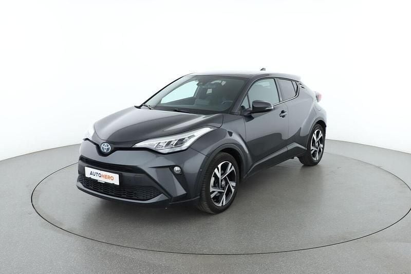 Grau Gebraucht 2022 Toyota C-HR Team SUV | 25.190 € (Fairer Preis) - Bild 1/3