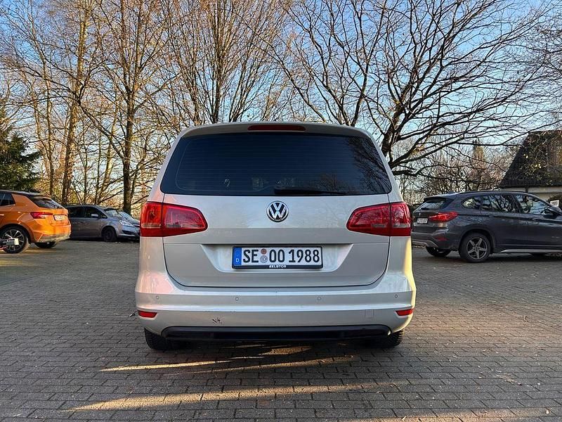 Gebraucht VW Sharan Highline 200 PS (147 kW) 2013 Silber Van / Kleinbus