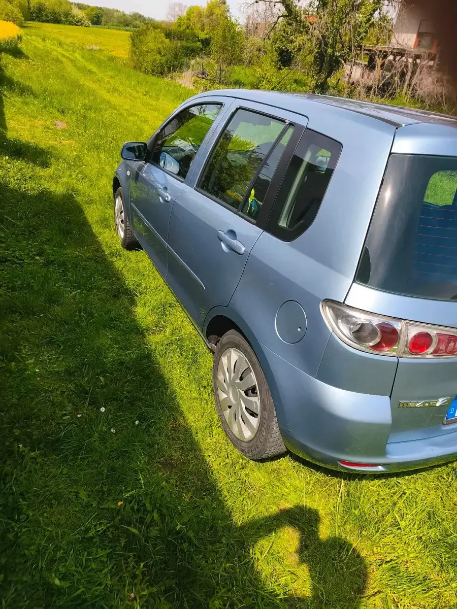 Usata Mazda 2 80 CV (58 kW) 2007 Blu Utilitaria