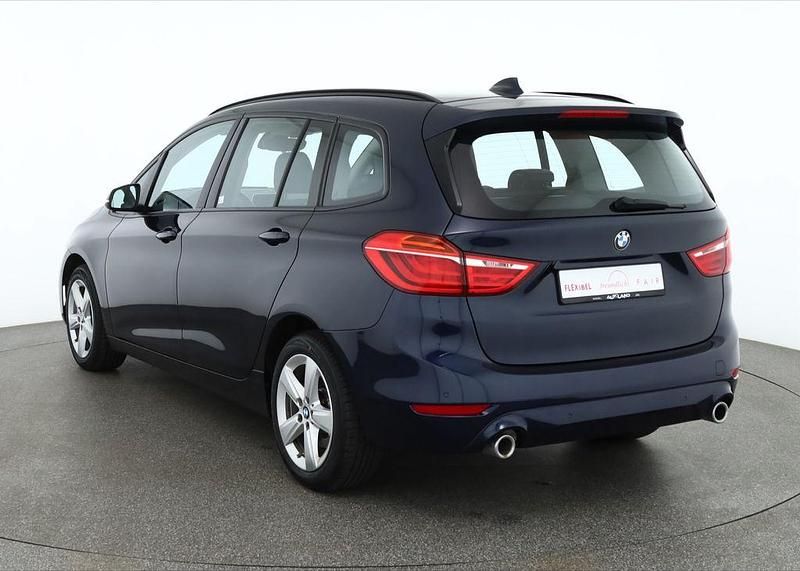 Gebraucht BMW 220 Gran Tourer Advantage 190 PS (139 kW) 2018 Schwarz Van / Kleinbus