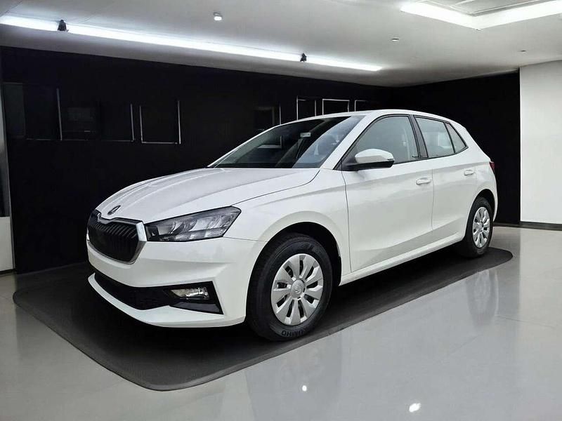 Candyweiß Neu 2025 Skoda Fabia Selection Limousine | 21.990 € (Guter Preis) - Bild 1/4
