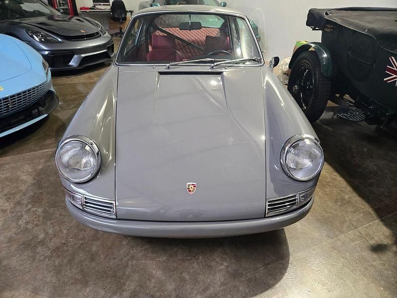 Grau Gebraucht 1968 Porsche 911S | 119.911 € - Bild 1/4