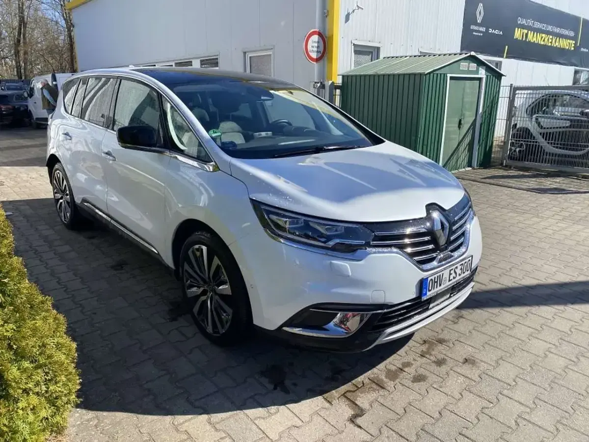 Używany Renault Espace Initiale Paris 189 KM (139 kW) 2023 Biały Minivan