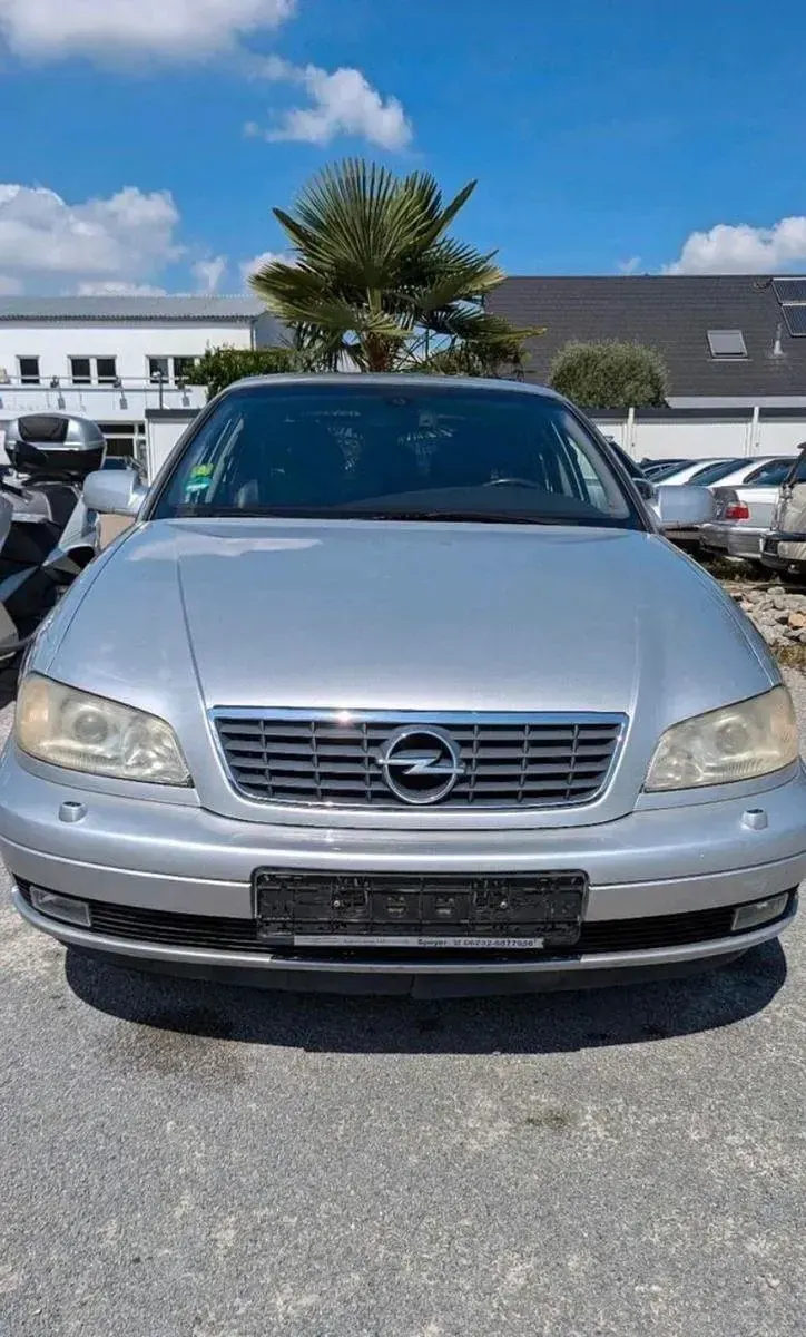 Gebraucht Opel Omega 179 PS (131 kW) 2002 Silber Limousine